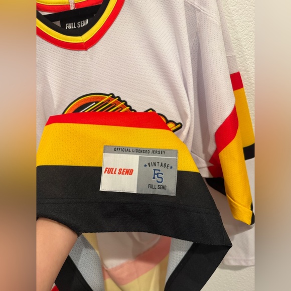 Full Send Vancouver Canucks Throwback Hockey Jersey White Red Yellow Black - Picture 5 of 7